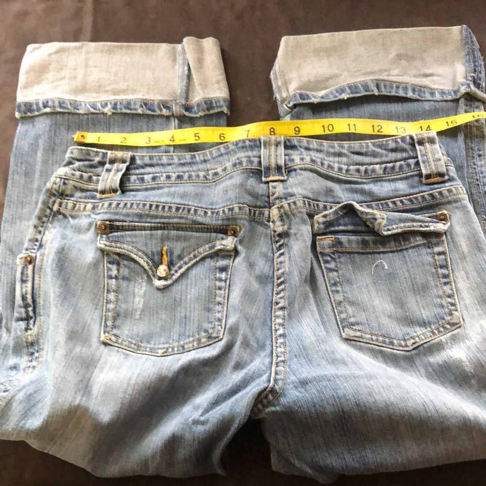 INC petite capri jeans size 6Petite
